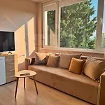 1br Pineview Retreat Apartment Varna