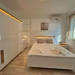 1br Pineview Retreat Varna